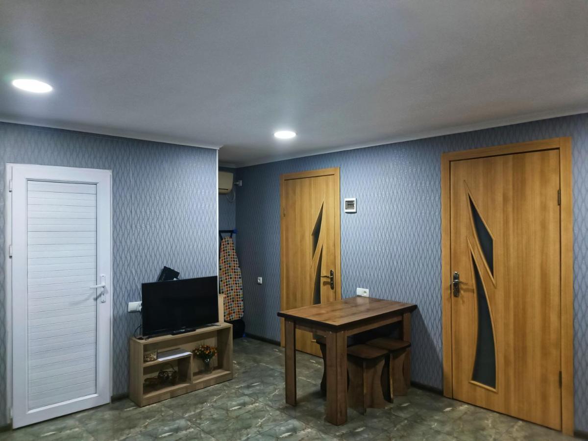 Apartment Linima Tbilisi Esterno foto