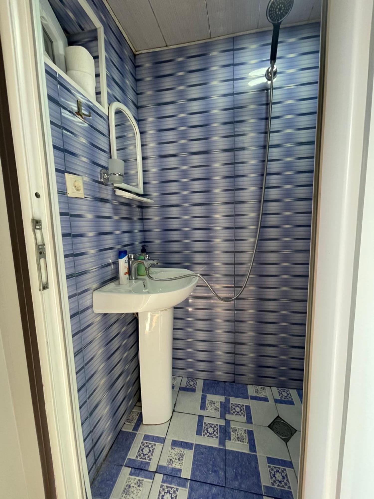Apartment Linima Tbilisi Esterno foto